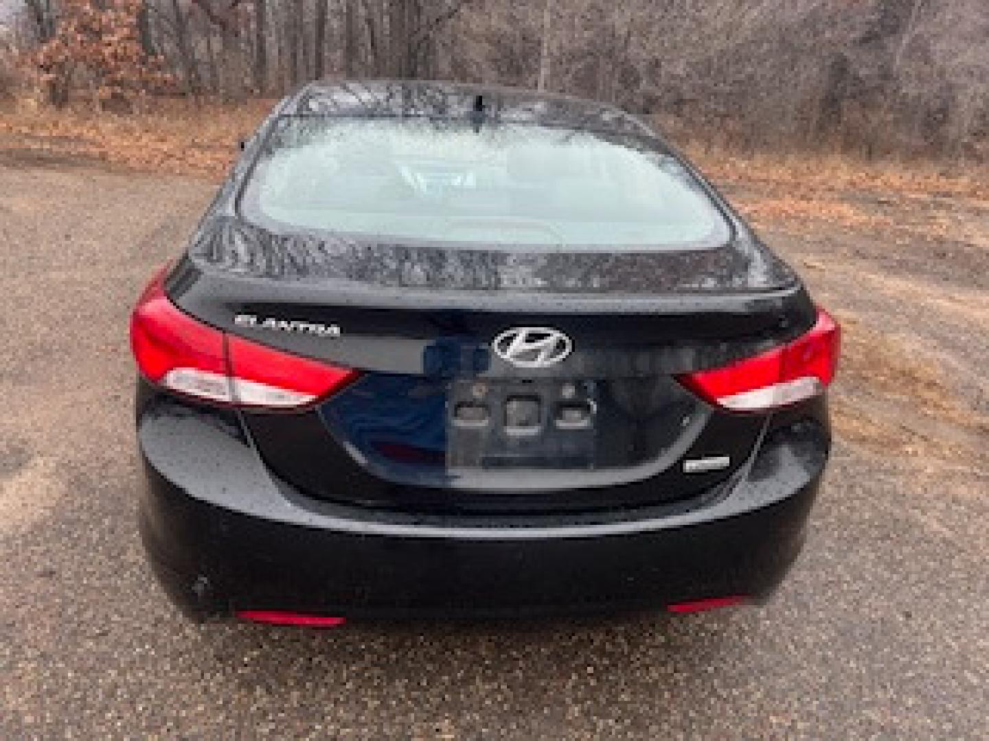 2012 Hyundai Elantra (KMHDH4AE8CU) , located at 17255 hwy 65 NE, Ham Lake, MN, 55304, 0.000000, 0.000000 - Photo#3